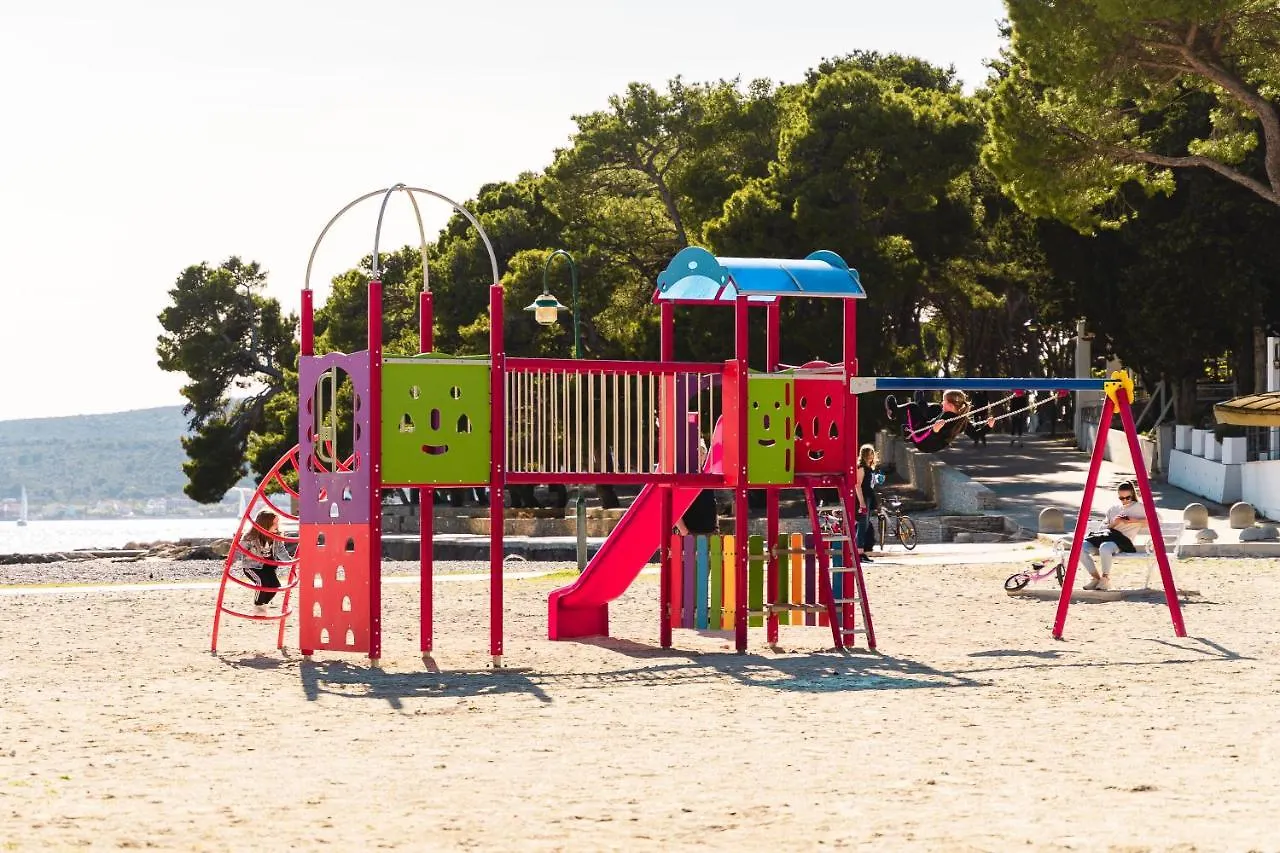 ביוגראד נה מורו Mobile Homes Sea Princess אתר קמפינג